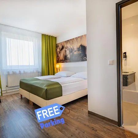LifeHotel Vienna Airport-3
